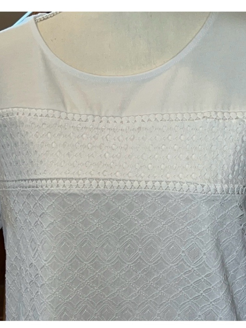 croft & barrow White Short Sleeve Lace Detail Tee